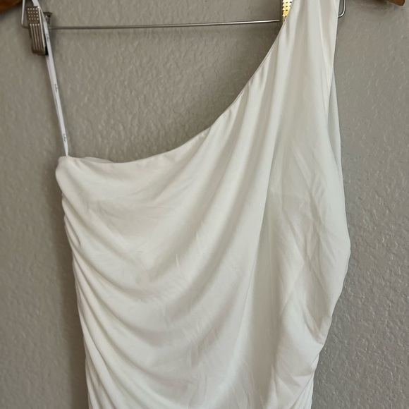 NWOT Total Appeal White Ruched One-Shoulder Bodycon Midi Dress - Picture 4 of 5